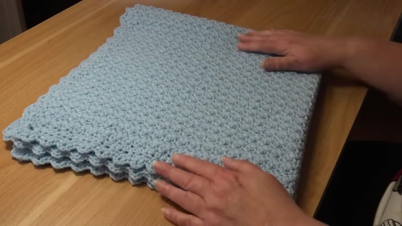 Step 4: Begin the Border (Round 1)