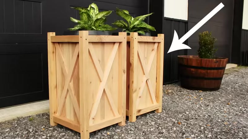 Step 2: Assemble the Planter Frame